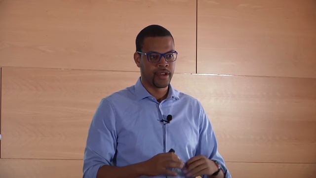 Cheaper and Cleaner: LNG and a better airplane | Jonathan Gibbs | TEDxReyJuanCarlosUniversity смотреть онлайн