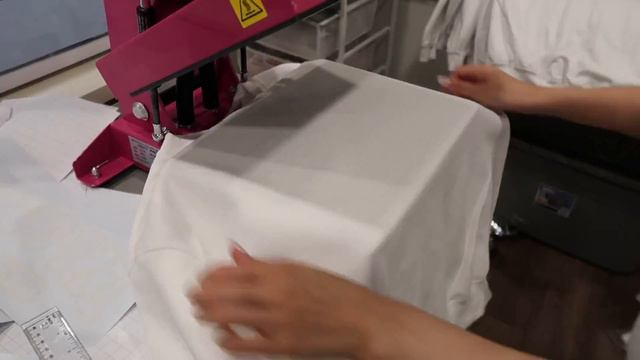 Studio Vlog 006 | Preparing For A Small Business Launch, Heat Pressing Sweatshirts + Tote Bags смотреть онлайн