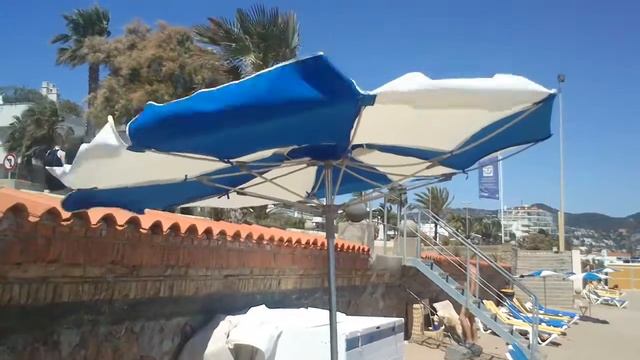 Пример устойчивости пляжного зонта с прямой стойкой. смотреть онлайн