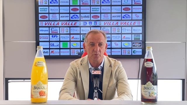 Amedeo Mangone confermato alla guida della Prima Squadra del Villa Valle смотреть онлайн