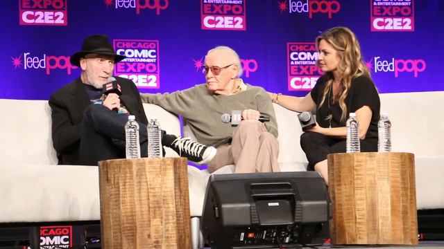 Stan Lee & Frank Miller One-on-One at C2E2 смотреть онлайн