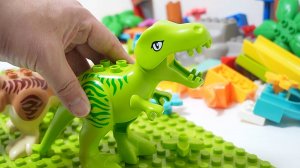 Развивающие детские игрушки. Конструктор Гоночная горка. Животные