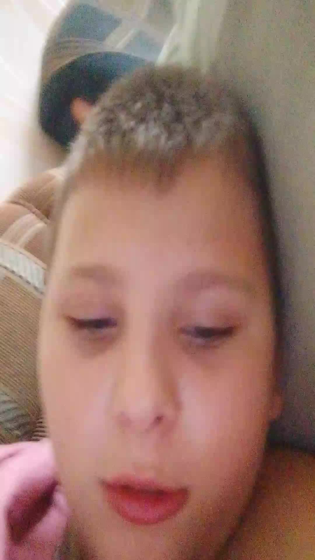 и хз че писать смотреть онлайн