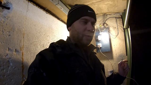 Мотобуксировщик глохнет, не заводится и стреляет в выхлопную трубу. Что делать? Без паники! смотреть онлайн