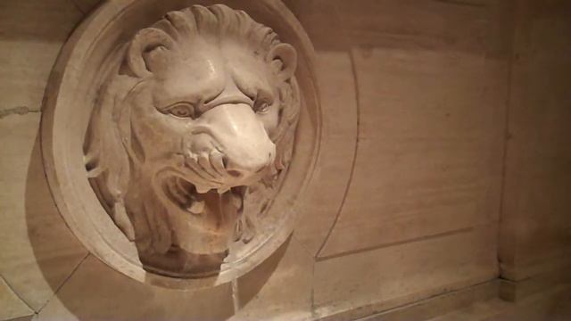 Boring Video: LION FOUNTAIN смотреть онлайн