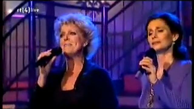 Met één blik - Pia Douwes en Simone Kleinsma смотреть онлайн