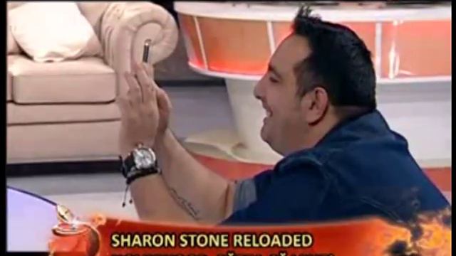 Sharon Stone de Romania (Ana Vaida) -Un show pacatos смотреть онлайн