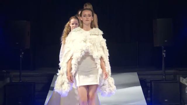 Modeshow Lifestyle Koning Willem I College: King's Fashion 2015 смотреть онлайн