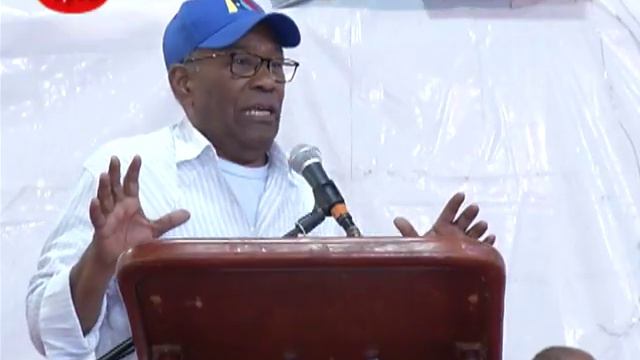 Aristóbulo Istúriz Ministro para las Comunas y Vicepresidente del socialismo territorial смотреть онлайн