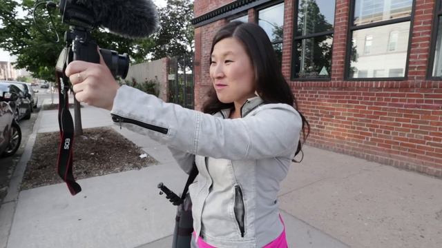 Vlogging With Traveling Jules And Canon's EOS M50 Camera