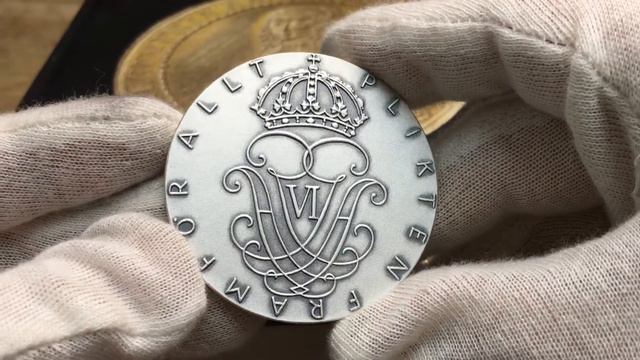 Gustav VI Adolf SVERIGES KONUNG av Gösta Carell från Roberto Delzanno смотреть онлайн