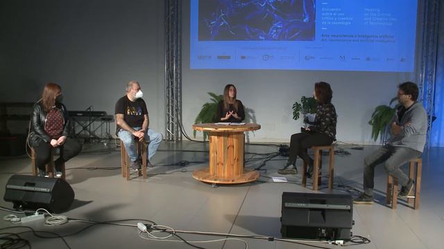4. WinterLAB 2020. Roundtable: Art and Neuroscience, the micro and the macro of the brain смотреть онлайн