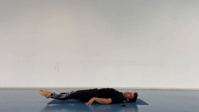 4 Season Workout смотреть онлайн