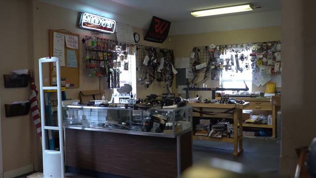 Hoyt Powermax – Morgan's First Time Shooting a Bow смотреть онлайн