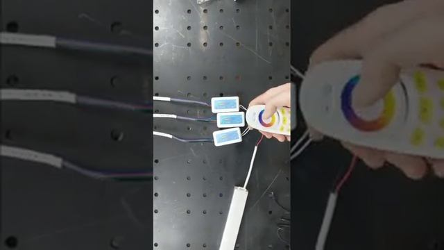 Управление светом: RGB контроллер ELF T2.4G + пульт смотреть онлайн