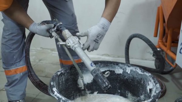 Чистка штукатурной станции PFT G4 | Эксплуатация