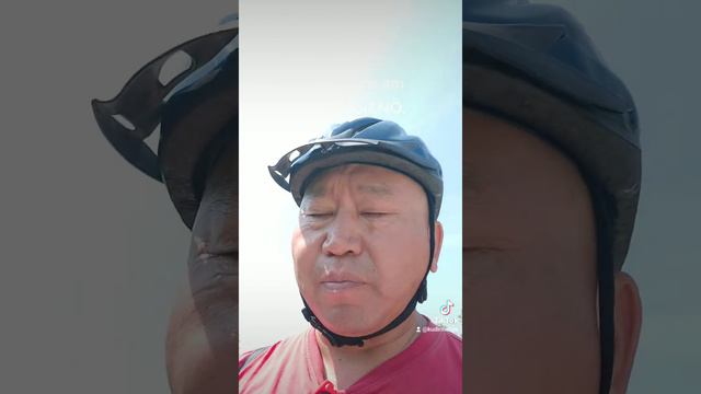 Австрия.Сурактар,комментарийлер бичегер! Сугаш ла Кырлык јурттарда стадиондорды Хорохордин јазабас. смотреть онлайн