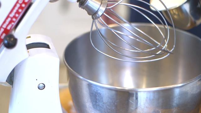 Drinking Like Moira - Moira's Irish Coffee | Overwatch Cookbook смотреть онлайн