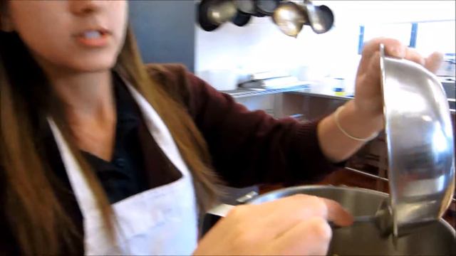 Jessica's How to Make Traditional Hummus смотреть онлайн