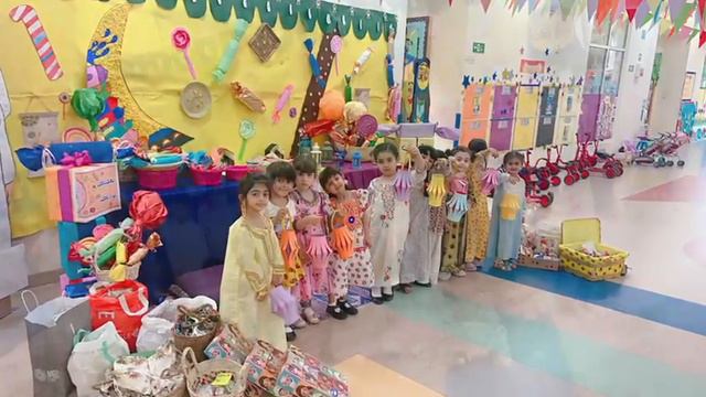 Ajyal Al Falah students' celebrating Hag Al Laila смотреть онлайн