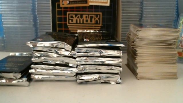 1990 Skybox Series 1 Basketball box break...Looking for Jordan and other HOFers смотреть онлайн