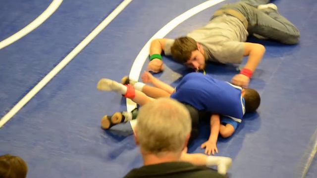 Deron's Wrestling: 3rd Match in Simms смотреть онлайн