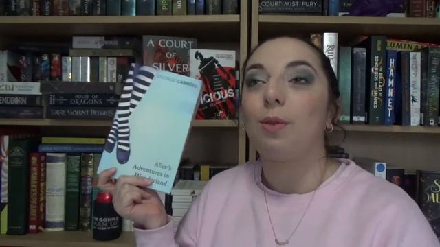 Mid Year Freak Out Book Tag смотреть онлайн