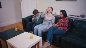 Go getter 1 Unit 3.2 Theres A Phone on the Sofa! Part 1