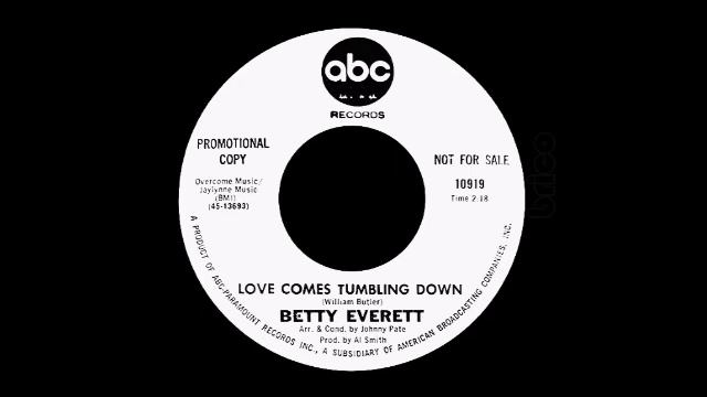 Betty Everett - Love Comes Tumbling Down смотреть онлайн