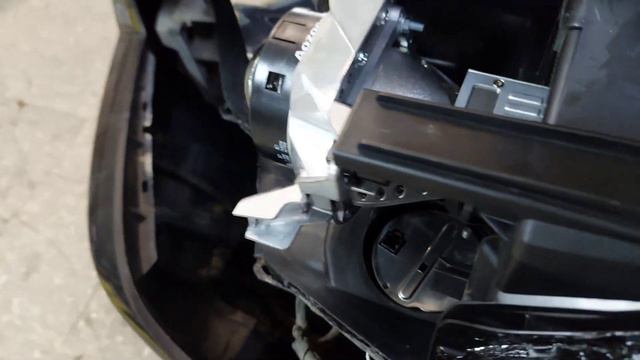 Nissan Teana L33 установка Biled Aozoom Black Warrior