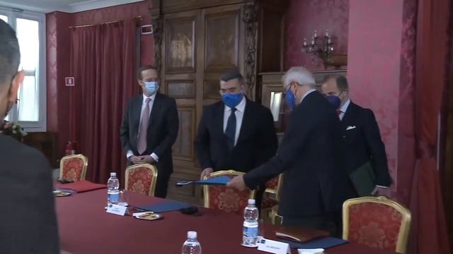 Borrell met Lorenzo Guerini. Italian-German MoD’s seek to Bolster Military Cooperation with Libya смотреть онлайн