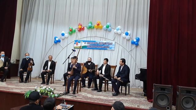 Ёш болача танбур чалишни ёрворди😳😳😳! смотреть онлайн