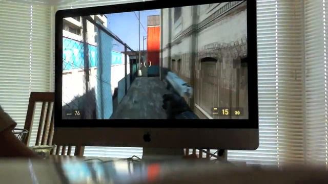 IMac 27 Early 2011 Gaming : Half-Life 2