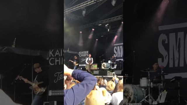 Kaiser Chiefs, Ricky Wilson, Smoken & Uncut, Hunstrete, Bath, The Pig смотреть онлайн