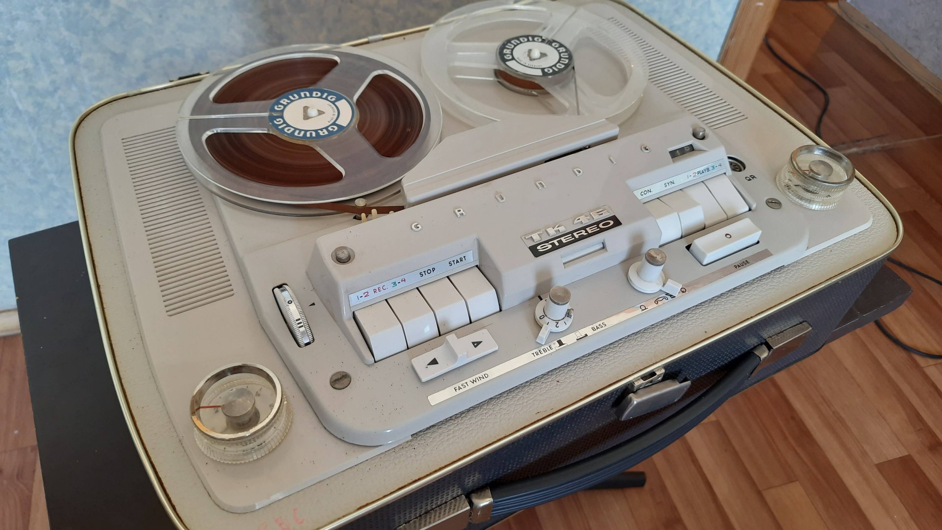 Магнитофон Grundig TK 46