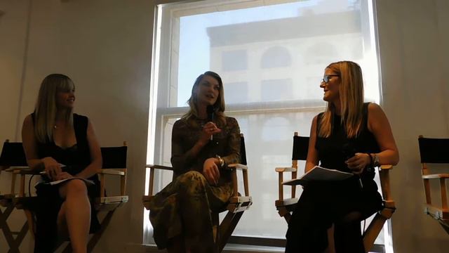 Angela Lindvall speaking at Do Good, Be Green Health & Beauty Conference смотреть онлайн