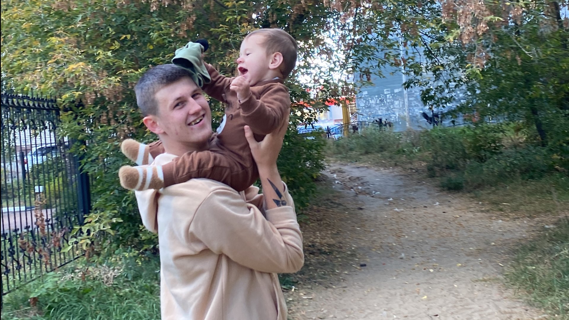 Прогулка с семьей🤪😘