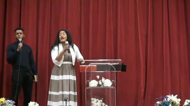 Le Dieu De Ta Délivrance смотреть онлайн