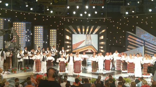 "Lijepom našom" Nova Gradiška 2016. - HKUU "Trenk" Nova Gradiška cijeli nastup смотреть онлайн