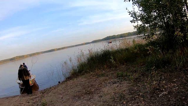 Отдых и рыбалка в системе Вуоксы. Озёра Балахановское и Тростниковое. База Мыс Черёмуховый. смотреть онлайн