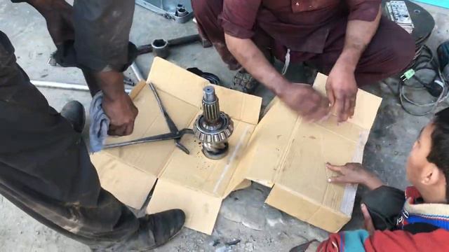 Ремонт дифференциала грузовика смотреть онлайн