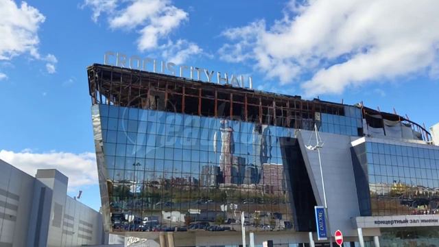 Ровно полгода с кровавой бойни в «Крокусе» — люди пришли к месту трагедии, чтобы почтить память смотреть онлайн