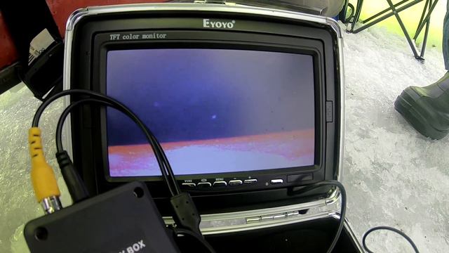 Рыбалка на Ладоге. Кобона. Тест самодельных блёсен и балансира. Окуни в экране камеры. смотреть онлайн