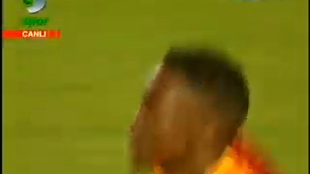Galatasaray 2 - 2 Steaua Bucuresti / Honda 2. gol смотреть онлайн