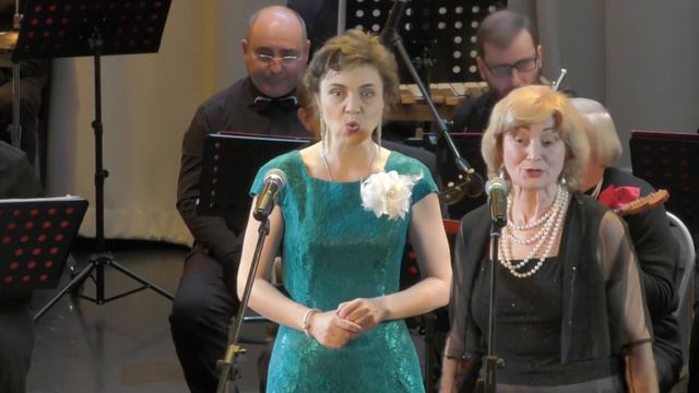 Русская народная песня «Пряха» ОРНИ Троицкий. Солисты: Людмила Титова и Елизавета Матросова смотреть онлайн