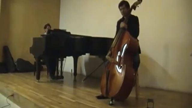 Student's Concerto für kontrabass und klavier. 1er mov. Allegro moderato - D. Dragonetti смотреть онлайн