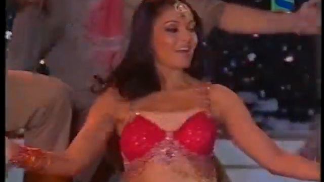 Bipasha Basu in "Jhoom ke aaja" 2007/ Бипаша Басу на сцене "Jhoom ke aaja" 2007 смотреть онлайн