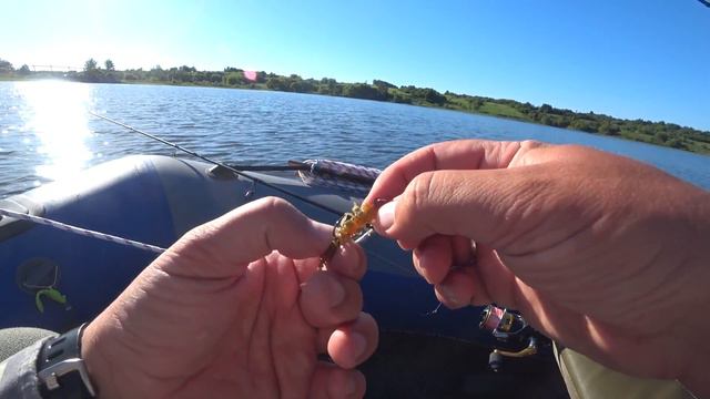 Тест на воде новой резины часть 1. Сравнение силикона от Лаки Джон и Фанатик смотреть онлайн