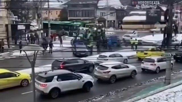 Румынские фермеры начали блокировать границу с Украиной. Пункт Сирет.