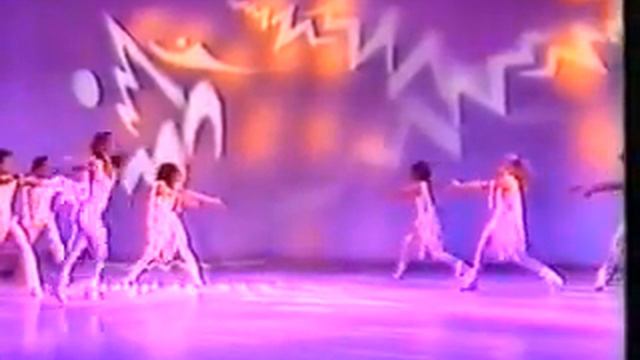 Far from Over Bert Newton Show 1989 смотреть онлайн